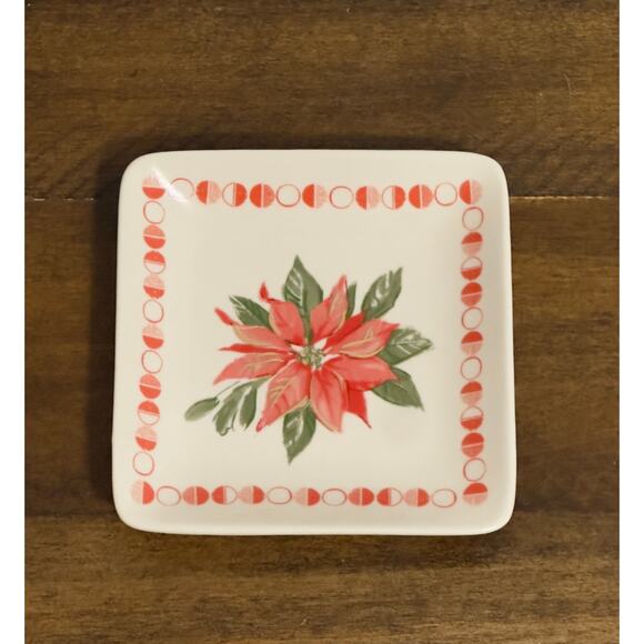Chad Barrett x Creative Co-Op Christmas Tree and Poinsettia - 4" Trinket Dish - Picture 8 of 10